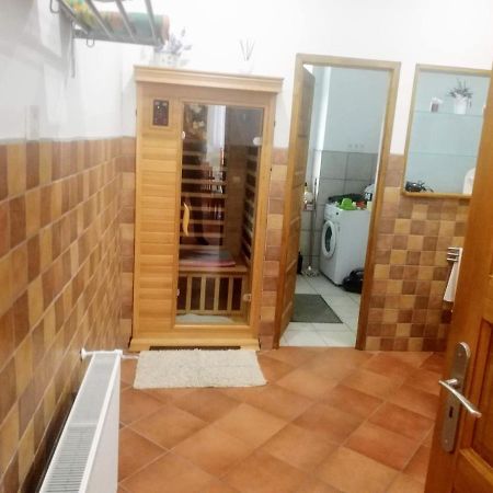 Parva Foresta Daire Miskolc Dış mekan fotoğraf