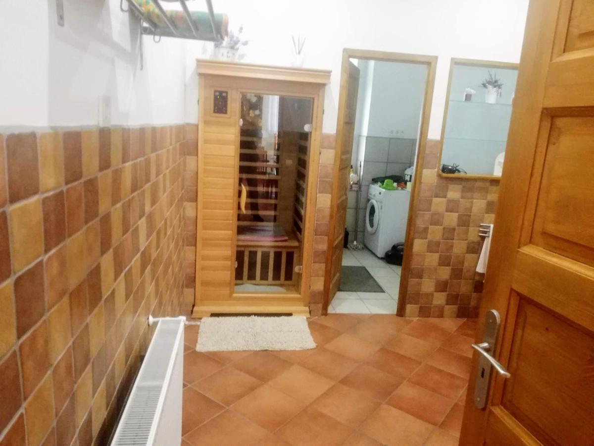 Parva Foresta Daire Miskolc Dış mekan fotoğraf